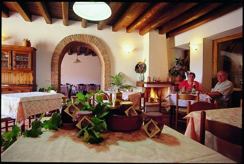 Agriturismo con Ristorante-San Mauro