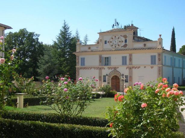 Tenuta storica vicino Perugia ideale per famiglie 