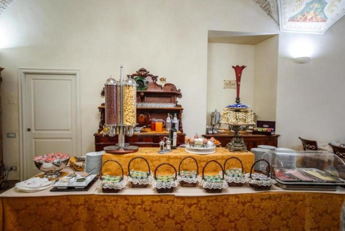 Hotel centro Perugia colazioni dolci e salate 