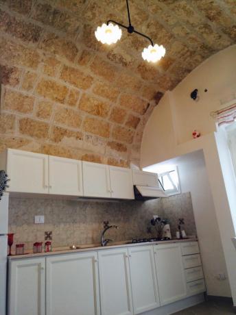 Appartamento vacanza polignano-a-mare con cucina completa 4persone