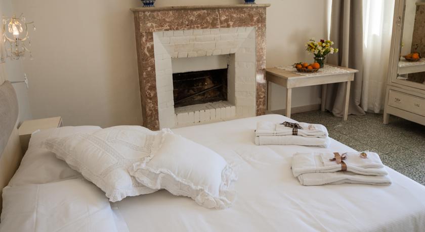 B&B a Taormina con Camino in Camera