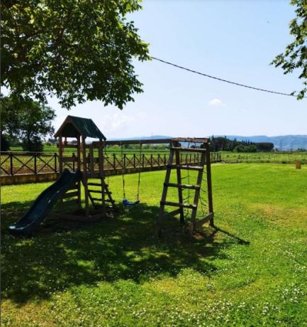 Area Giochi esterna bambini Casale vicino Assisi