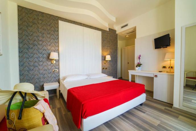 Lastminute Hotel Rimini ampie camere confortevoli