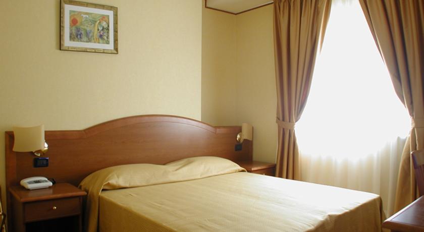 Hotel 3 stelle Camere B&B a Tivoli 