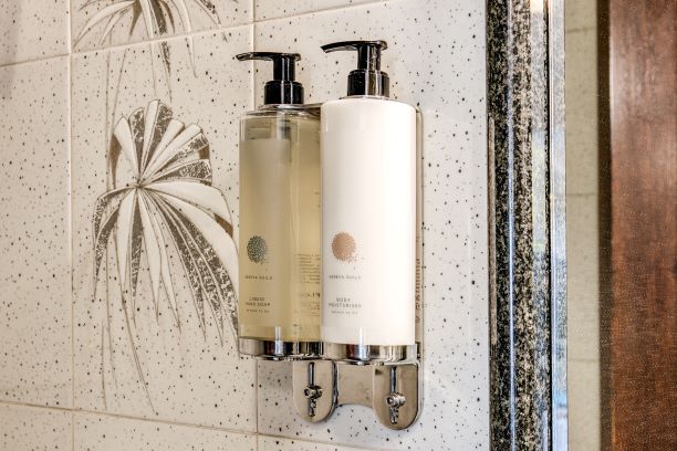 particolare bagno camere