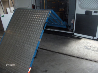 Installazione rampe per furgoni in loco