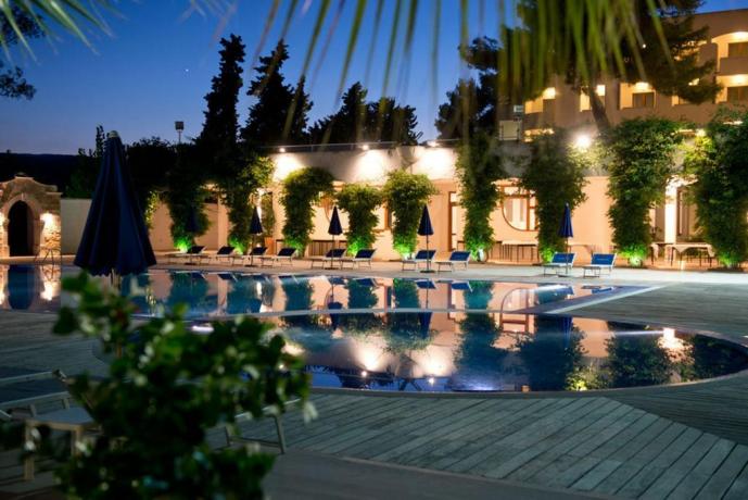 Piscina panoramica hotel in provincia di Foggia