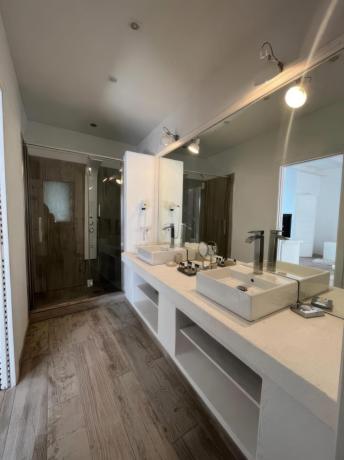 Camere con doccia idromassaggio