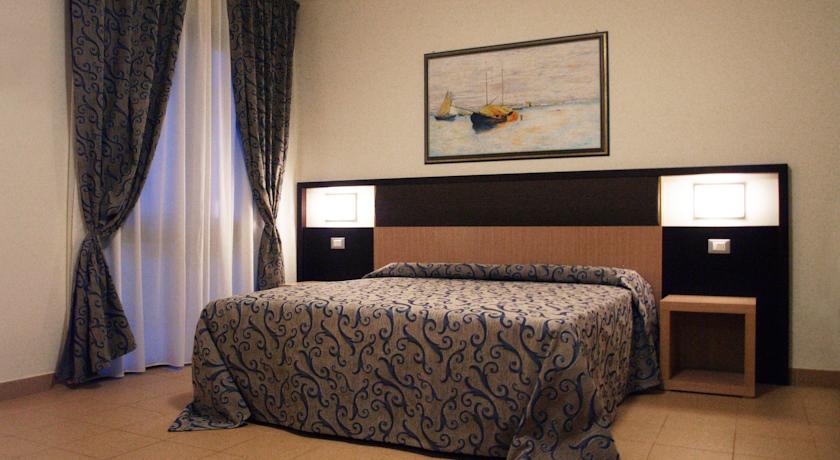 Camere per Famiglie Piscina Spiaggia a Carovigno