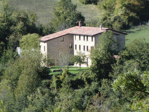 Weekend Spirituale in Agriturismo Biologico con Ristorante a Pietralunga vicino Perugia con Bonus Vacanze Accettato