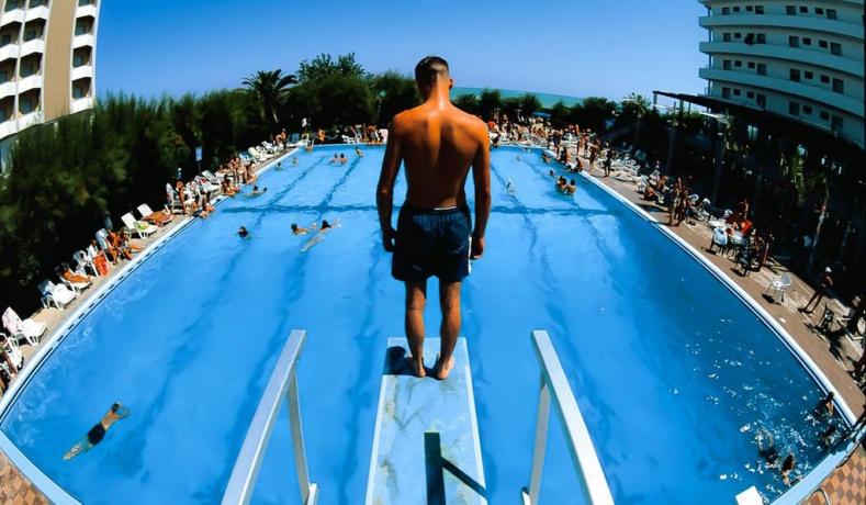 Piscina Olimpionica con Trampolino Serena-Majestic 