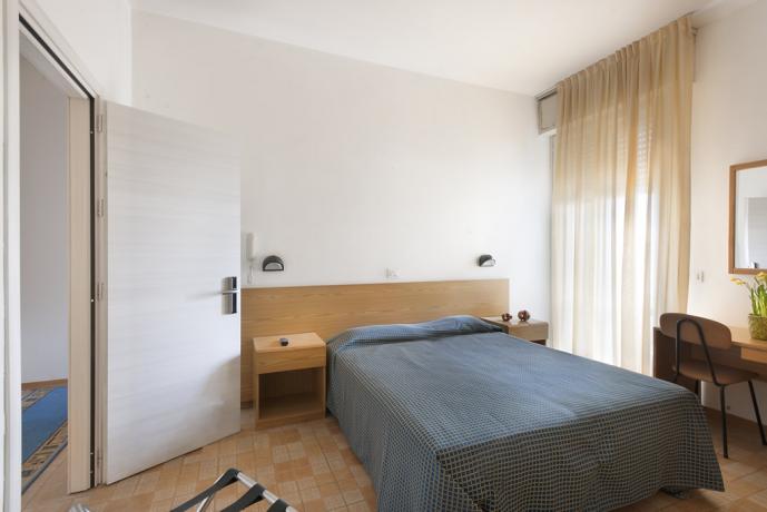 Albergo a Pesaro con camera vista mare