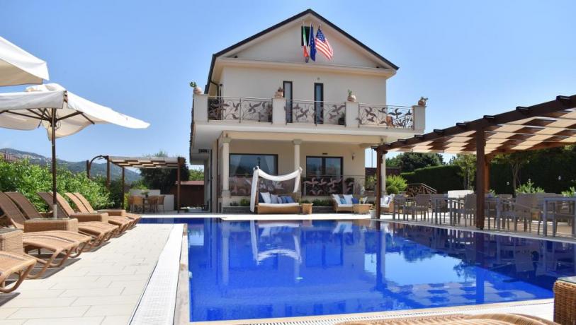 piscina Solarim HOtel 4 stelle ascea Cilento
