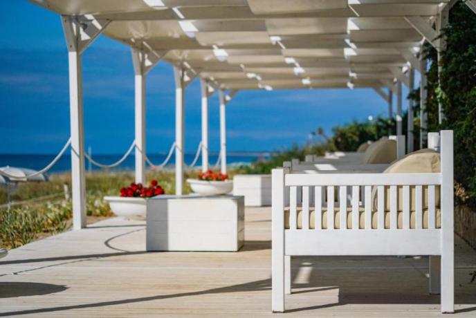 Momenti di relax con vista mare