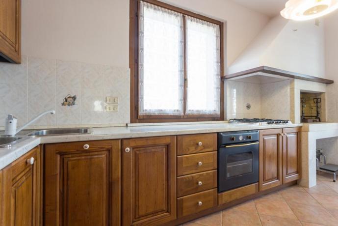 Cucina Attrezzata in Villa Umbria con vista
