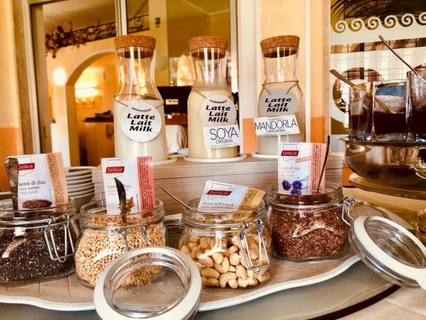 Servizio colazione in hotel3stelle a Imperia