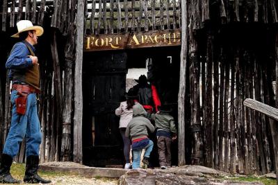 Fort Apache e Far West