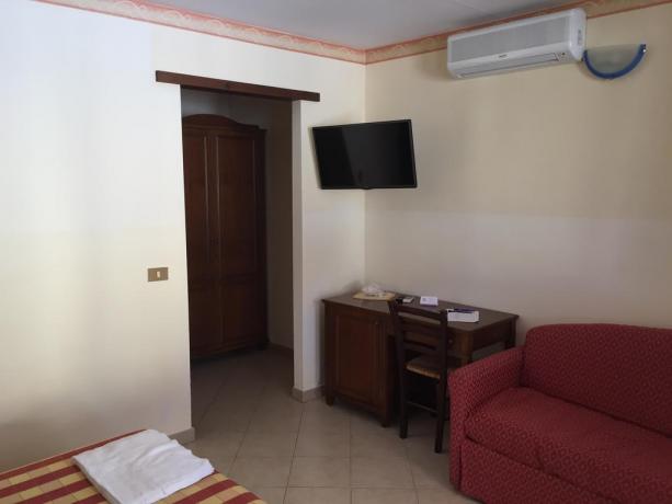 Camera con TV resort Castellammare del Golfo 