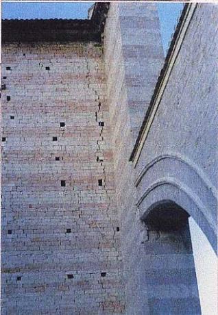 Assisi particolare di Santa Chiara