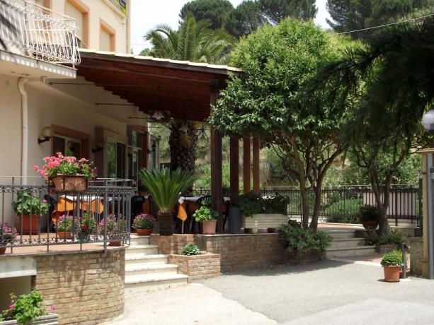 Hotel a Catania vicino a scavi archeologici
