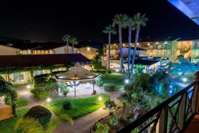 Villaggio con animazione, piscina, vicino al mare