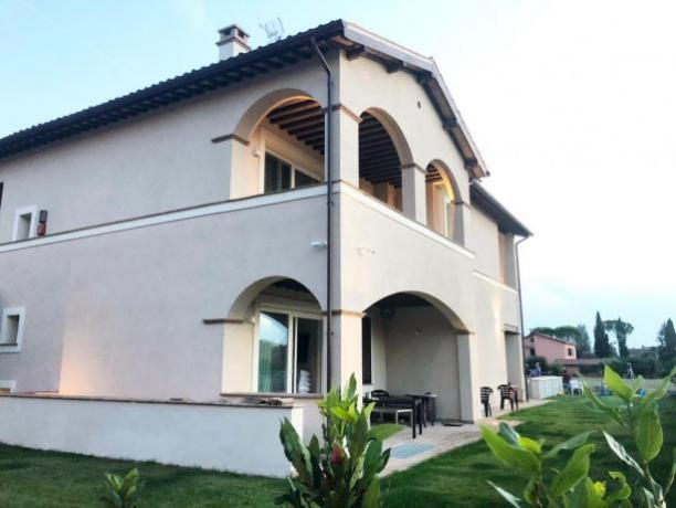 Villa a Foligno per Vacanza, Camere lusso 