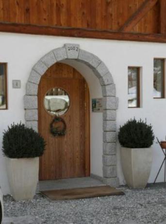 Ingresso agriturismo vicino Madonna di Campiglio