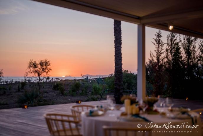 Hotel 4stelle fronte mare ideale per Famiglie Baia-Domizia