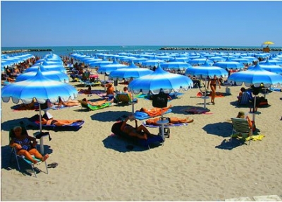 hotel davanti alla spiaggia miramare