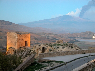 Agritourisms: near the park in the province of Catania , Etna