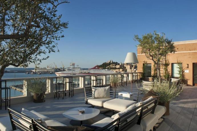 Hotel al Porto di Ancona imbarco Traghetti