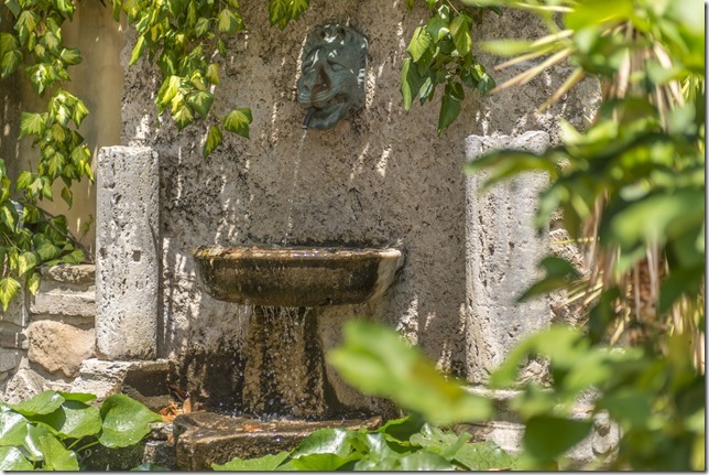 Giardino attrezzato in hotel economico lagotrasimeno
