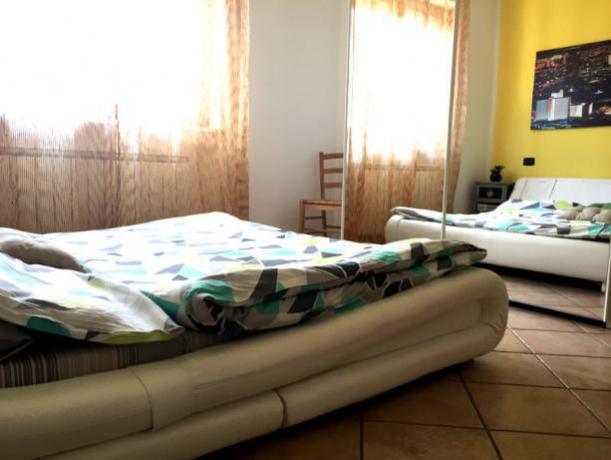 Specchio fronte Letto matrimoniale king size