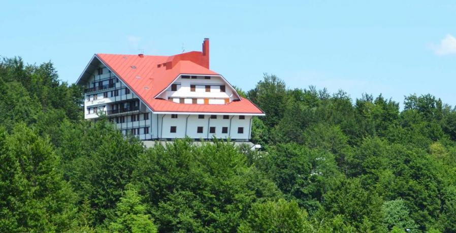 residence-pietracamela-parconazionale-abruzzo-impianti-sci-corno-piccolo
