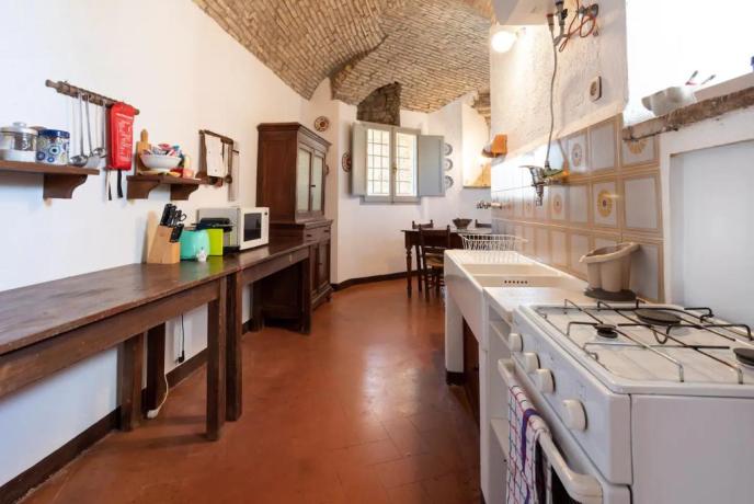 Cucina completa appartamento-vacanze 3km Assisi 