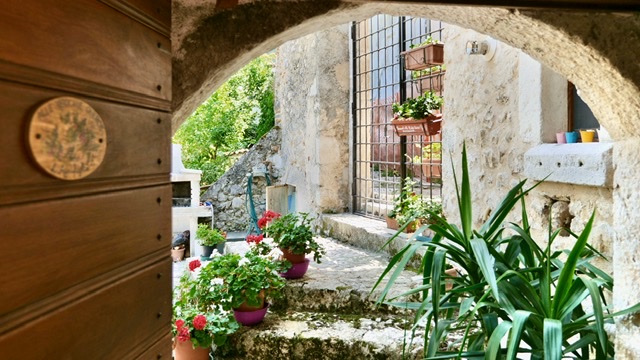 Giardino appartamento vacanze Agrifoglio, Fontecchio 