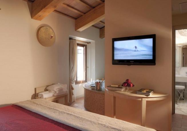 Romantica suite prestige vasca-idromassaggio hotel4stelle Verucchio