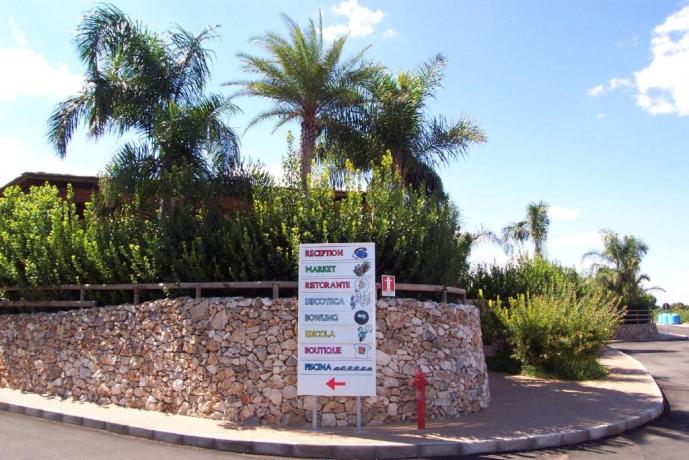 villaggio-turistico piscina-ristorante-minimarket-spiaggia Porto-cesareo 