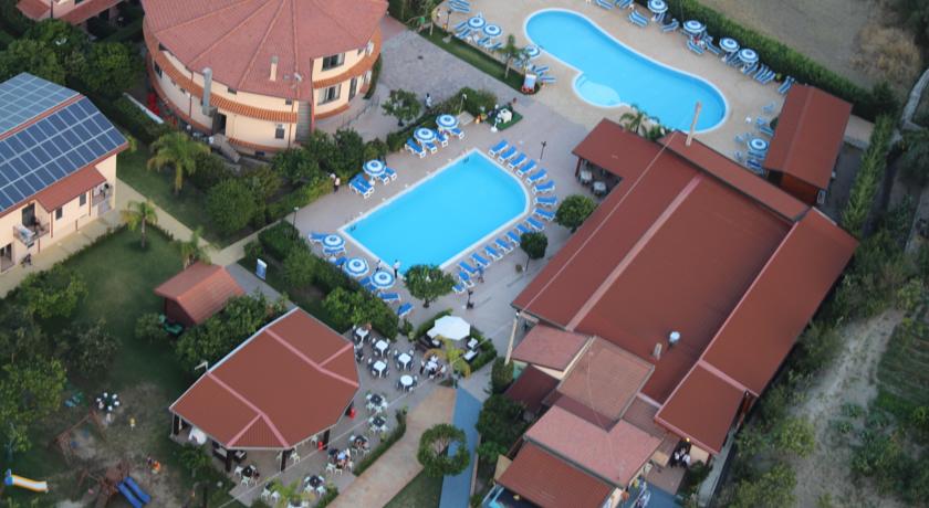vista dall'alto residence a badolato