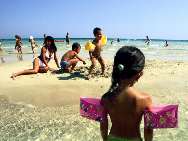 Villaggio Ionio con Spiaggia di Sabbia  