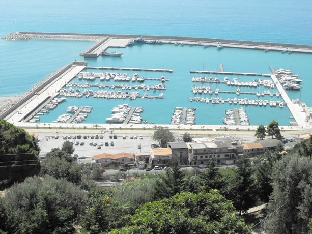 Hotel vicino al Porto di Cetraro 