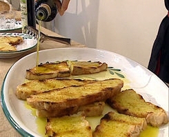 Toasted bread with Umbrian oil