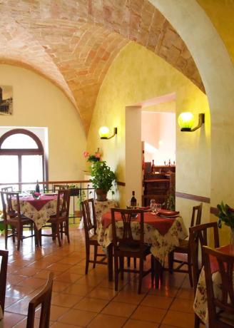 Ristorante dell'albergo di Assisi per 250 persone