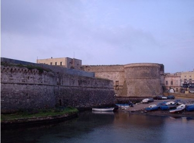 Hotel near the Angioino castel in gallipoli