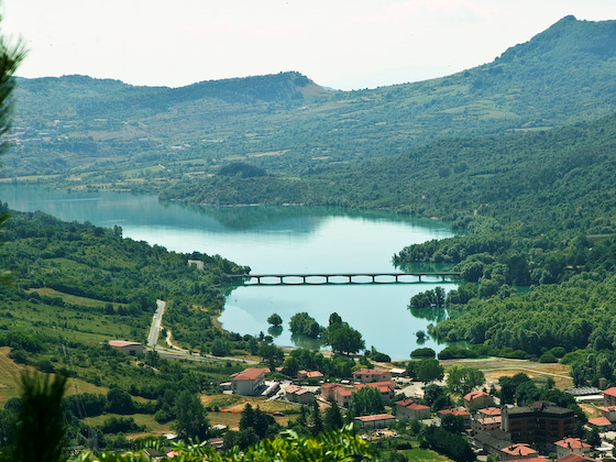 Vista del Lago di Barrea
