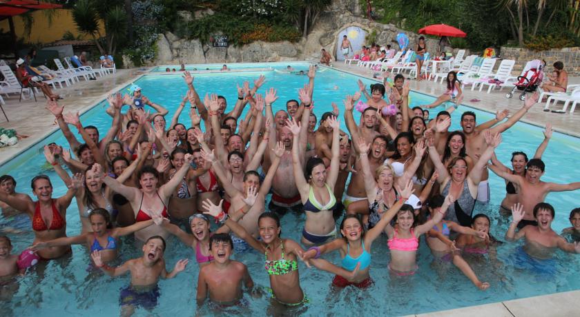 Villaggio con piscina