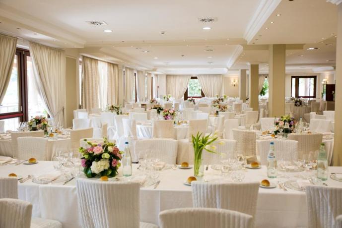 Sala Ristorante in Hotel a Cascia 