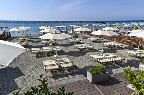 Spiaggia Il Faro - Tavolato Accessibile 