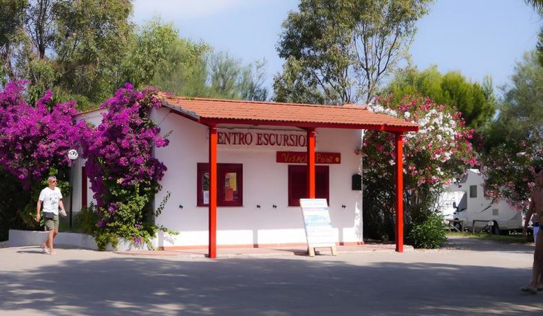 Villaggio con centro escursioni a Peschici