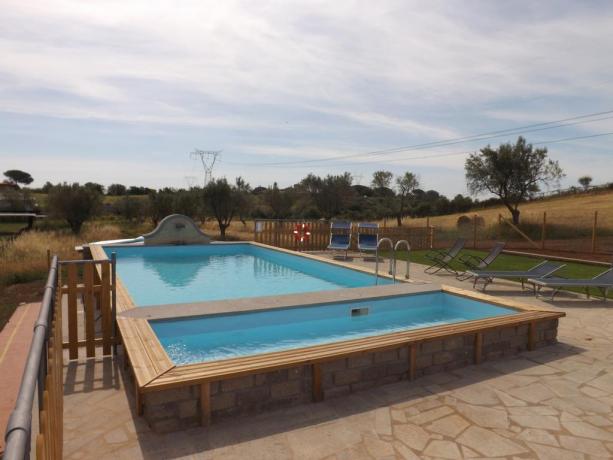 Agriturismo con Idromassaggio e Jacuzi nel frutteto